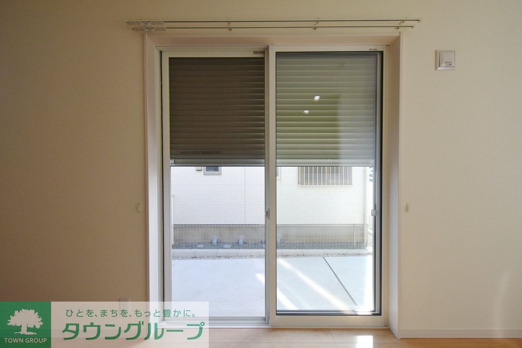 セキュリティ　シャッター