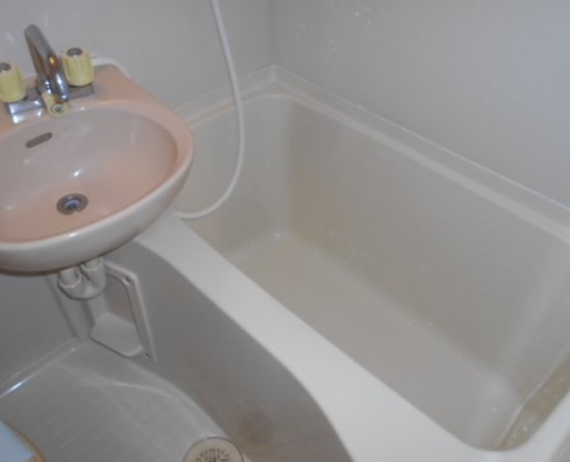 バス・シャワールーム　グリフィン横浜