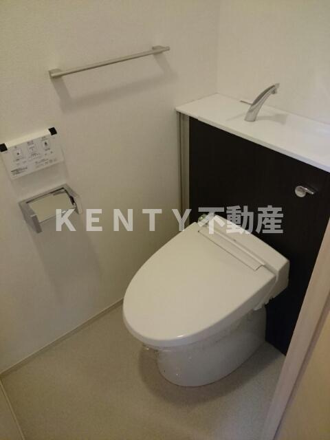 トイレ　トイレ