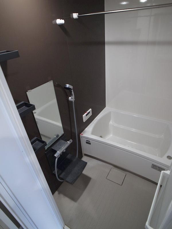 バス・シャワールーム