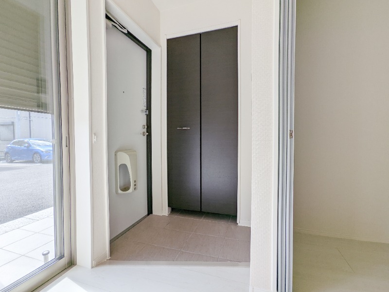 玄関　図面と現状に相違がある場合には現状を優先