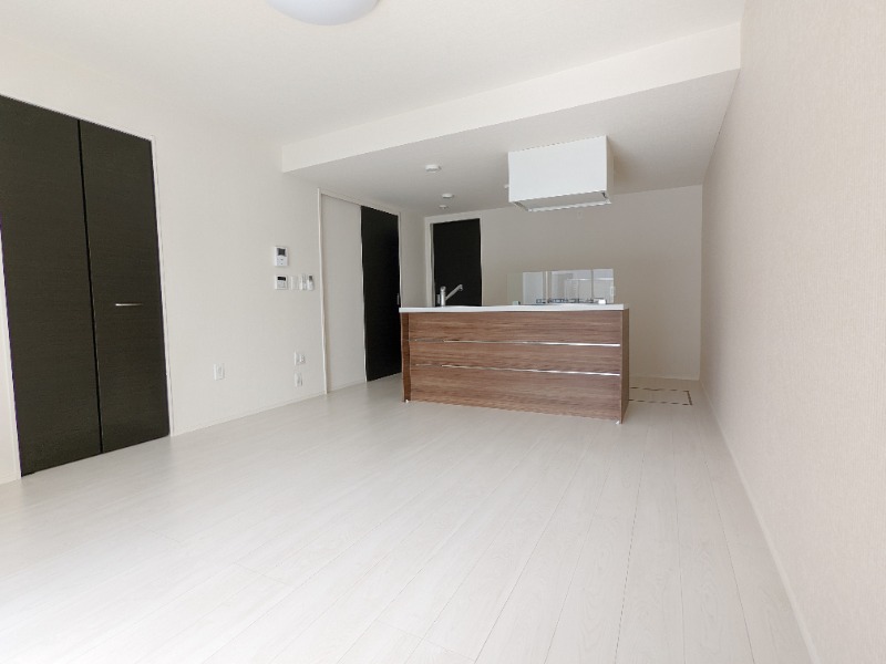 居室・リビング　図面と現状に相違がある場合には現状を優先