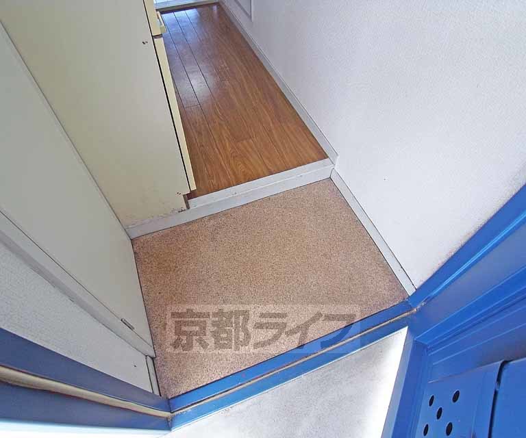 玄関　玄関踏み込み部分です。