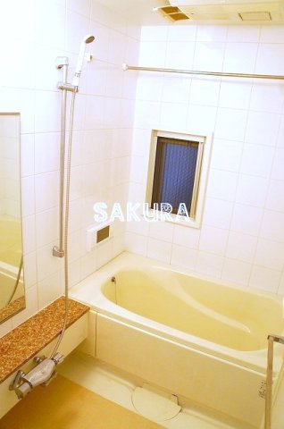 バス・シャワールーム　日々の疲れを癒すお風呂です♪