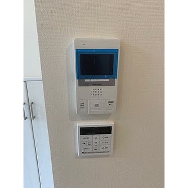 その他設備　モニタ付インターホン