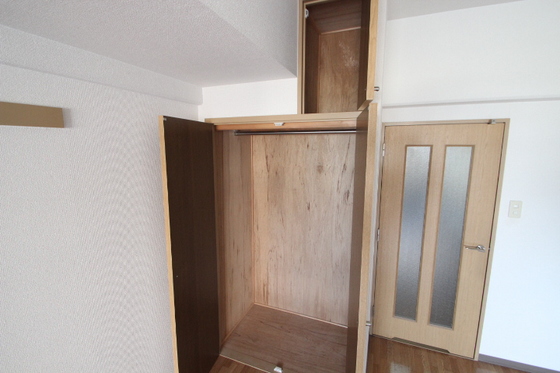 収納　※別部屋の写真です