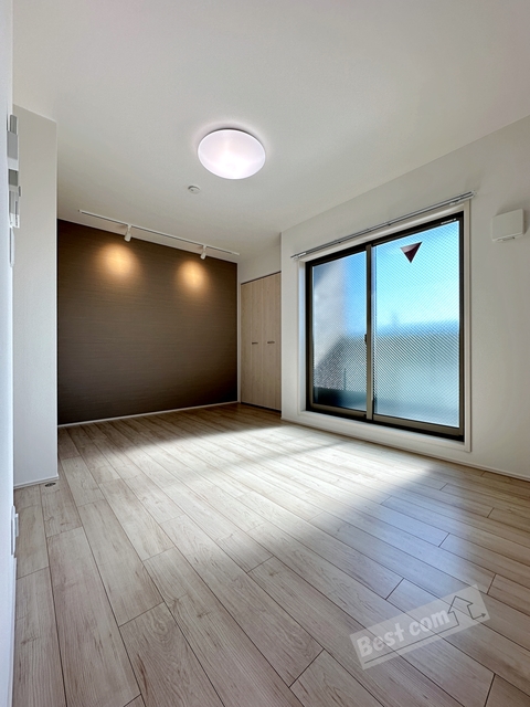 居室・リビング　間接照明付きで空間を演出♪