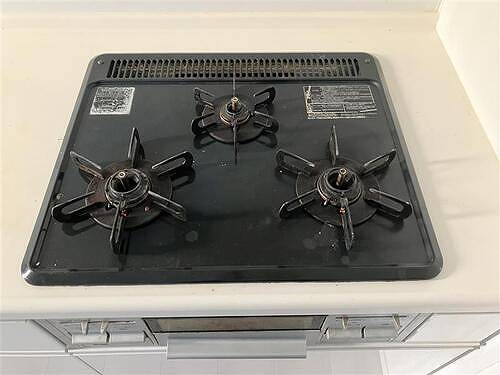 その他　3口ガスコンロ（内装前）