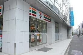 コンビニ　セブンイレブン日本橋堀留町2丁目店（コンビニ）まで297m