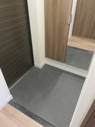 玄関　★見学予約受付中★