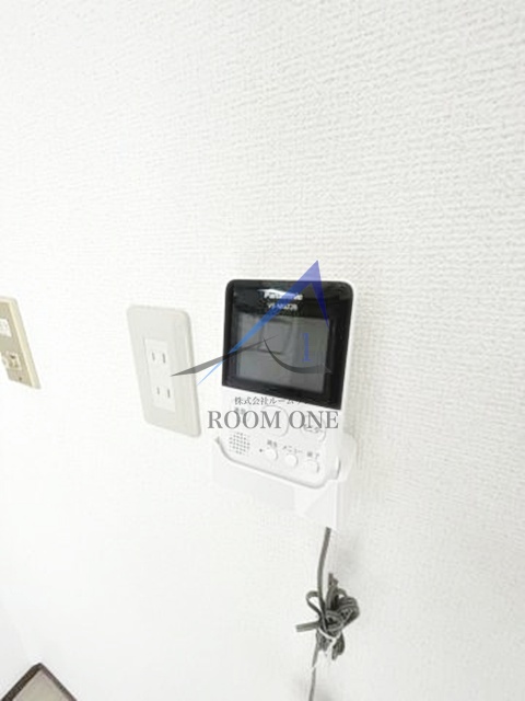 セキュリティ　モニター付きインターホンです。