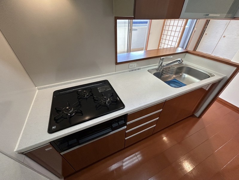 キッチン　301号室の写真です