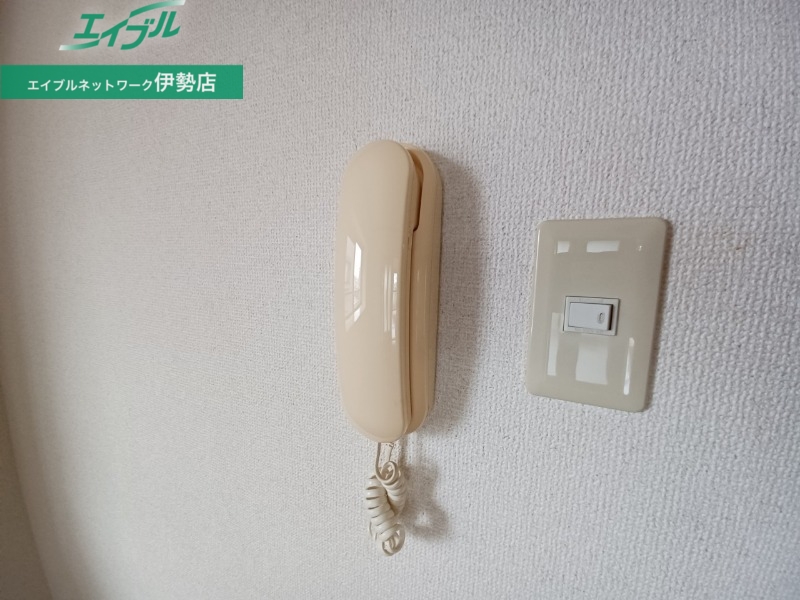 セキュリティ　同型参考写真