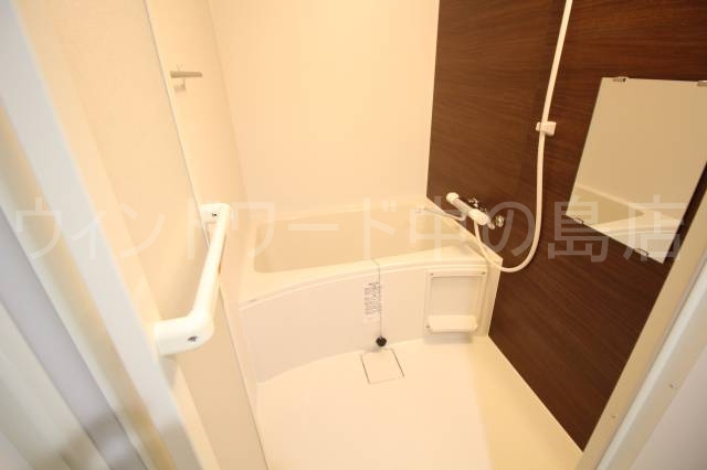 バス・シャワールーム　詳細は、ウィンドワード中の島店までご相談下さい。