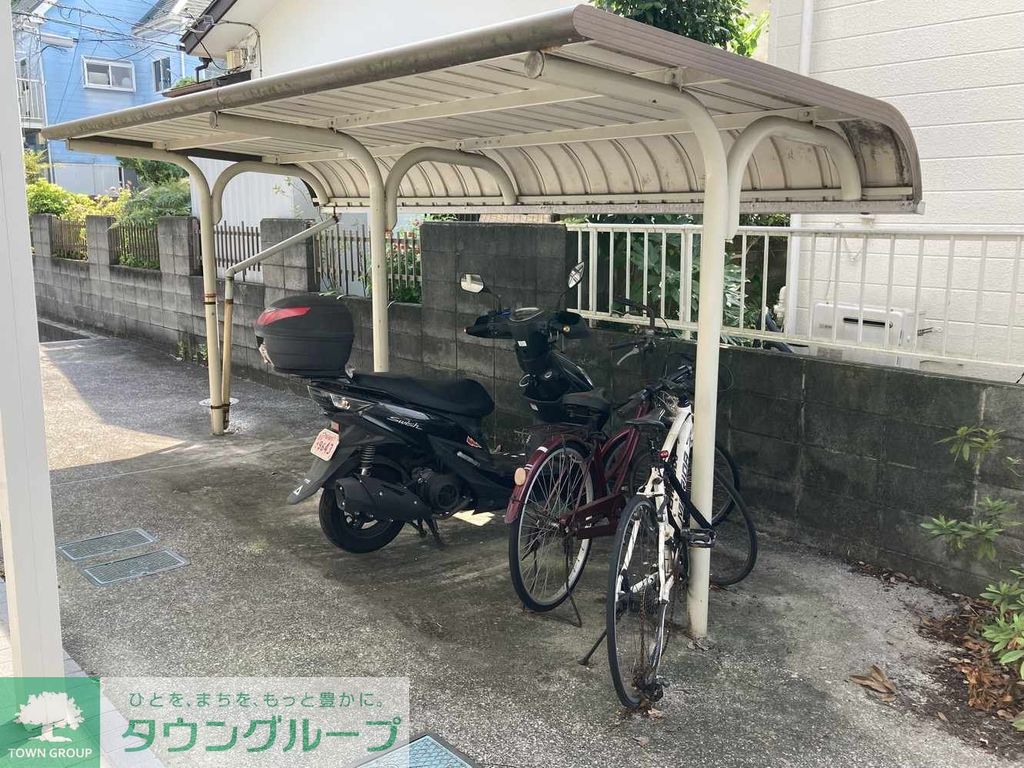 エントランス　駐輪場
