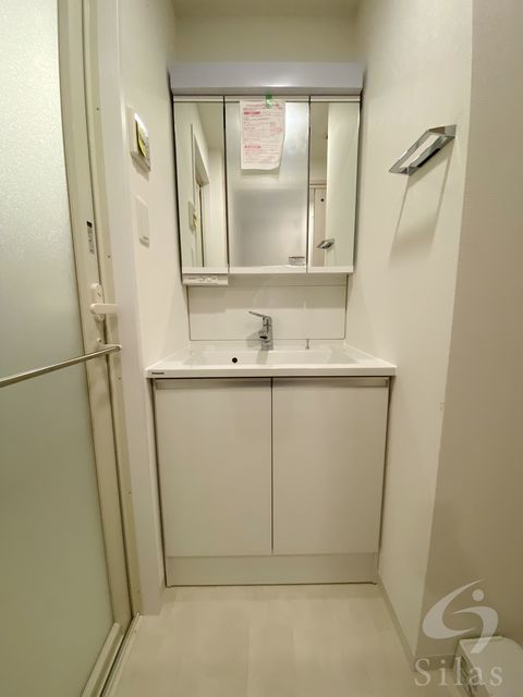 洗面設備　同仕様