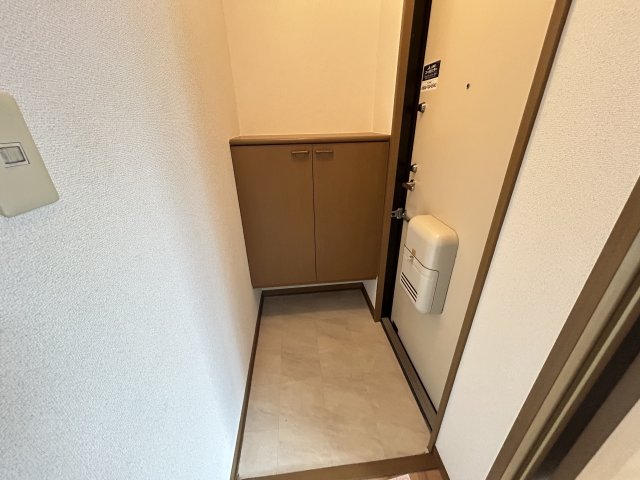 玄関　※写真は類似です