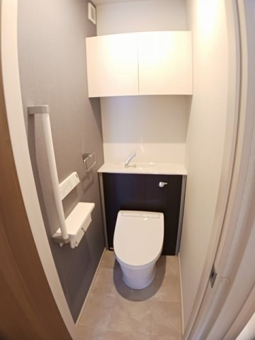 トイレ　シンプルで使いやすいトイレです