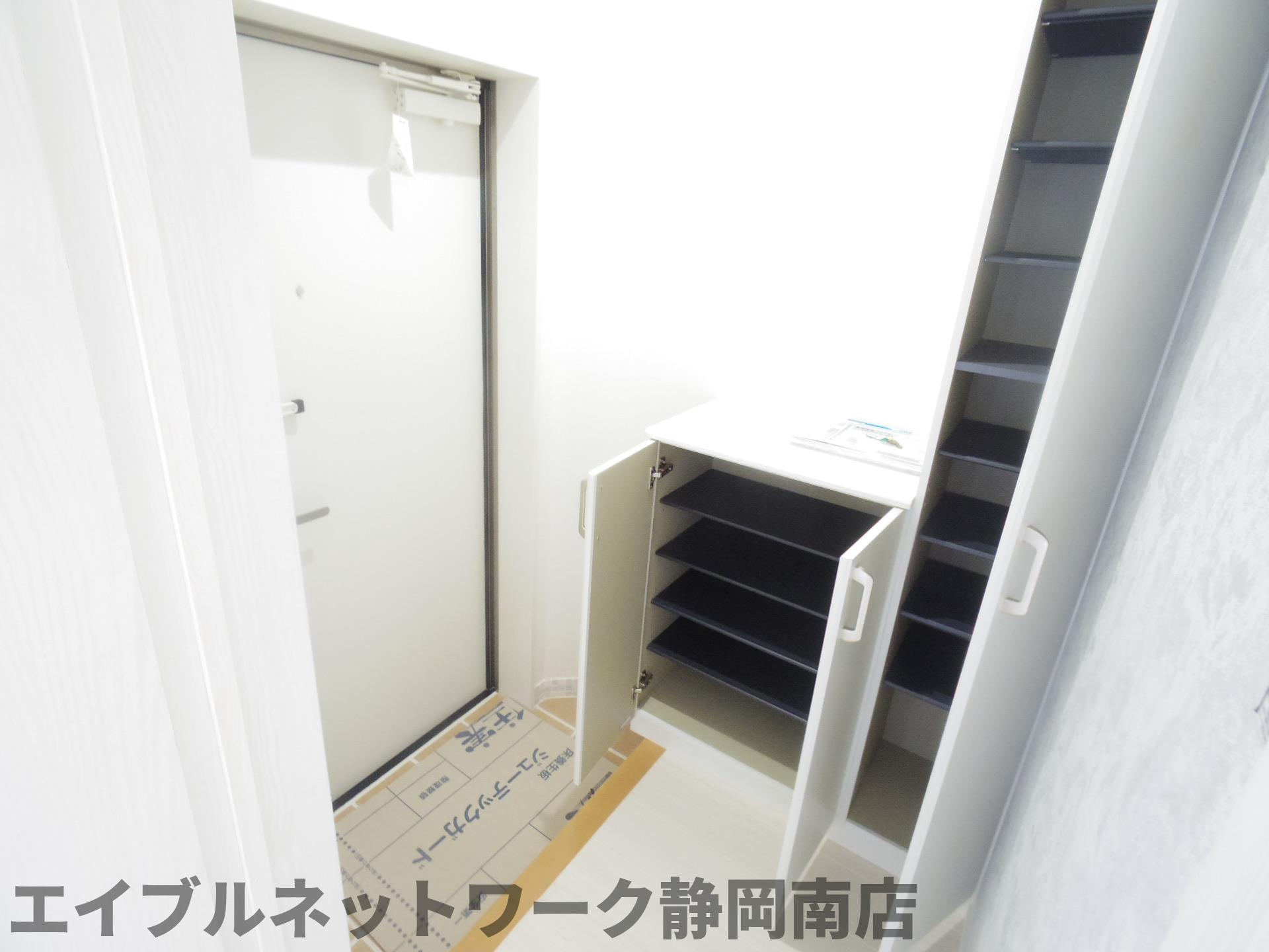玄関　きれいな玄関です