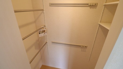 収納　※間取り反転タイプの写真です