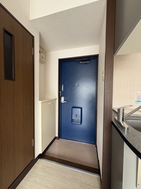玄関　別部屋参考写真です