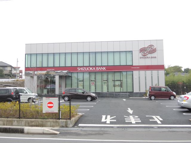 銀行　静岡銀行住吉支店（銀行）まで604m