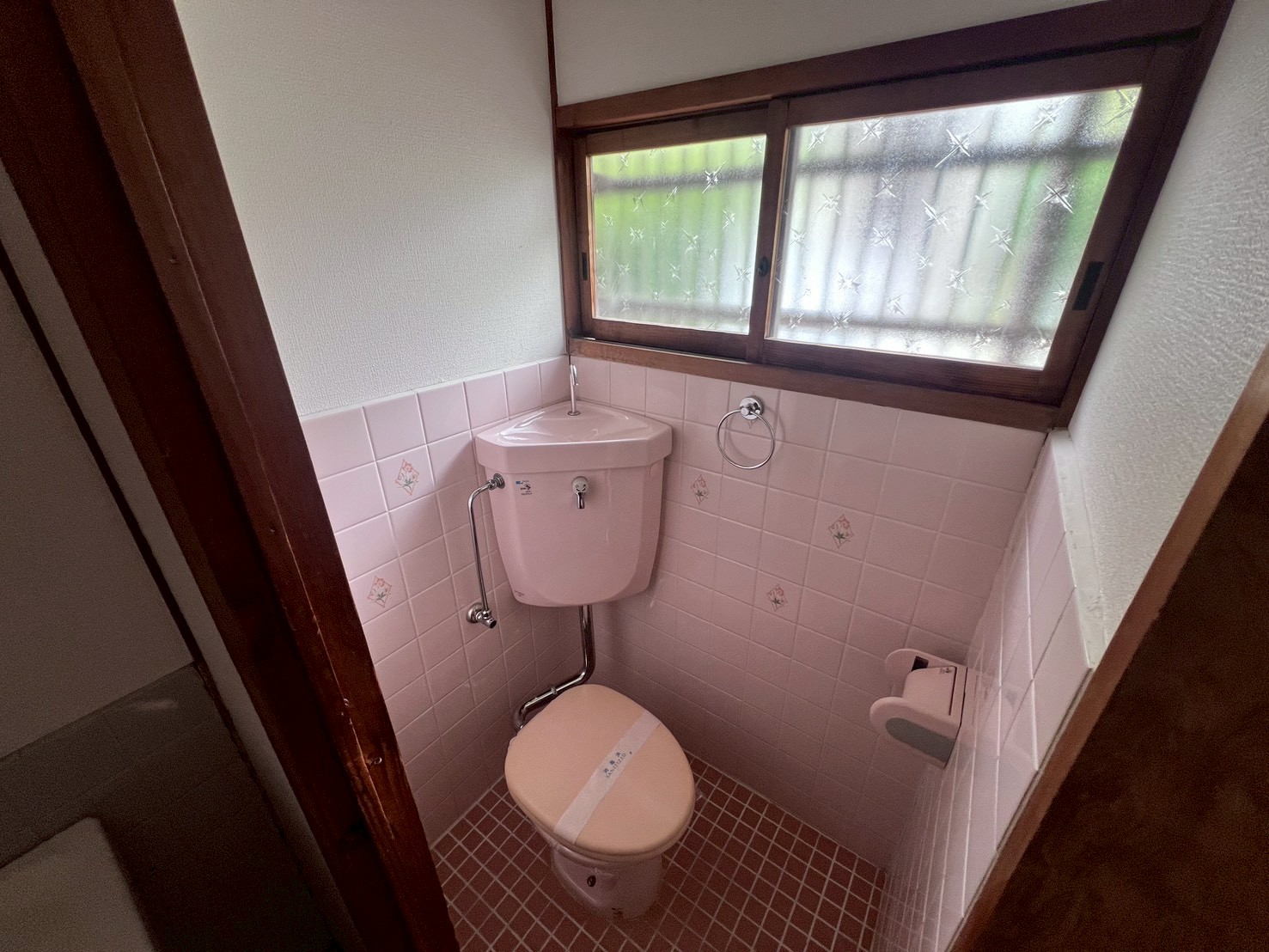 八尾市八尾木1丁目貸家のトイレ写真