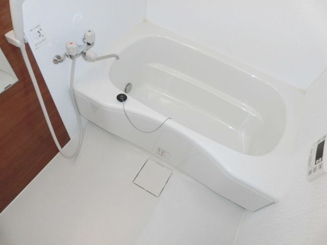 バス・シャワールーム　追焚できますよ。