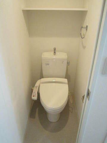 トイレ　トイレはウォシュレット付き！