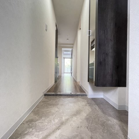 玄関　同仕様タイプです