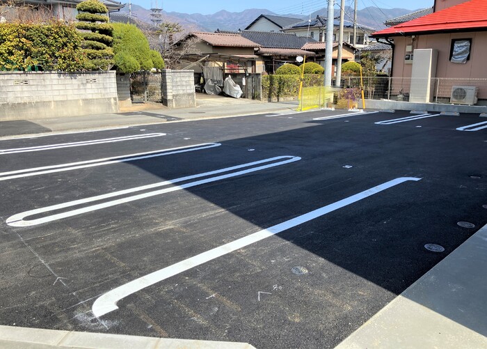 駐車場　駐車場