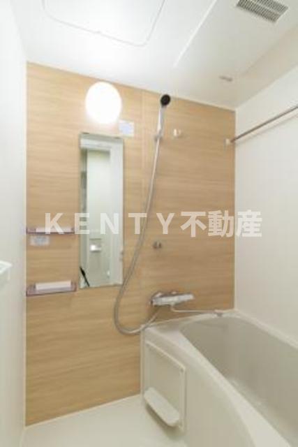 バス・シャワールーム　※写真は同タイプ住戸です。