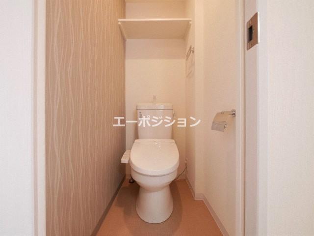 トイレ　フォーリアライズ難波南レーヴ