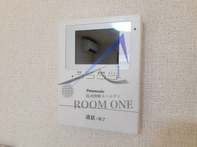 セキュリティ　モニター付きインターホンです。