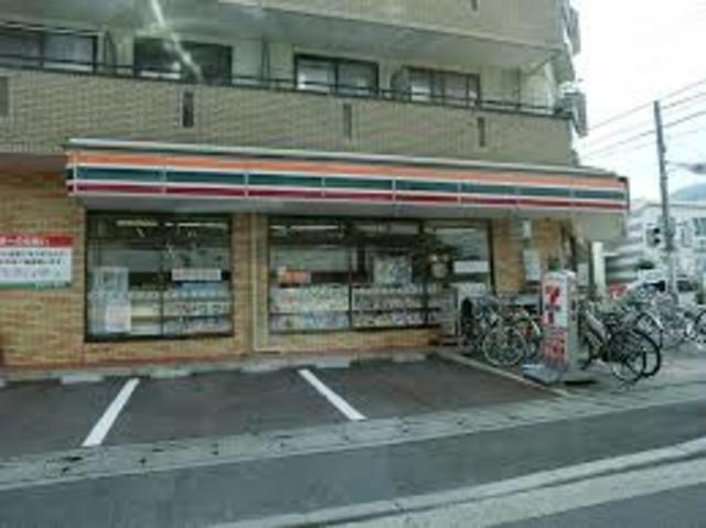 コンビニ　セブンイレブン京都西賀茂店（コンビニ）まで816m