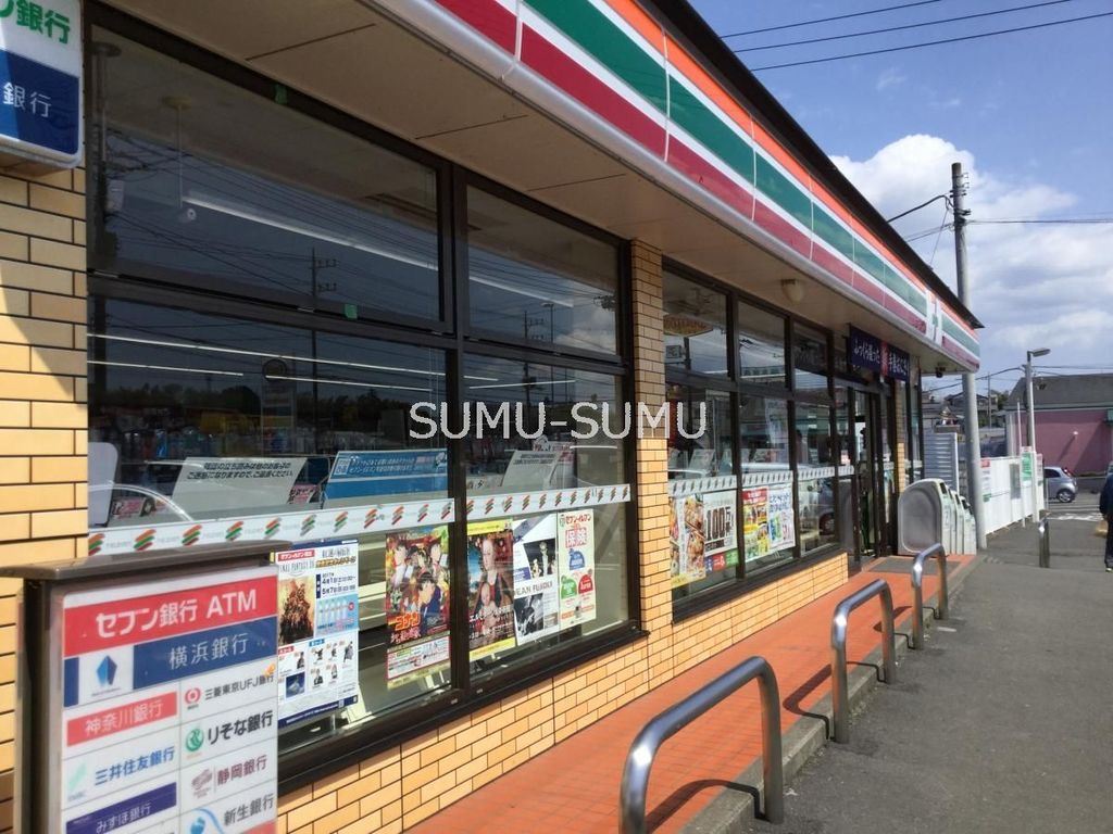 コンビニ　セブンイレブン横浜旭区川島町店（コンビニ）まで220m