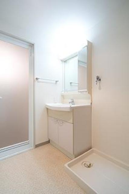 洗面設備　※写真は同タイプ住戸です。