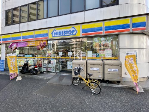 コンビニ　ミニストップ 関内店（コンビニ）まで251m