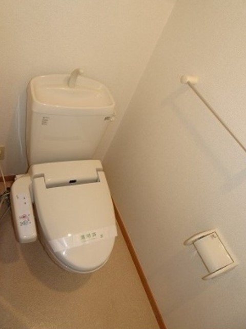トイレ　シャワートイレ