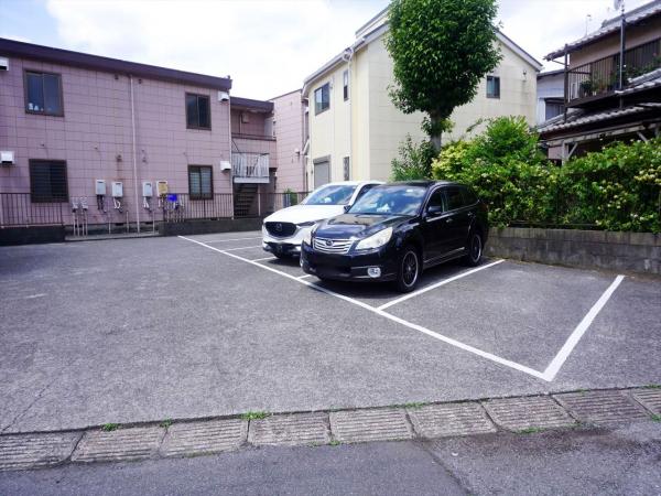 駐車場　駐車場