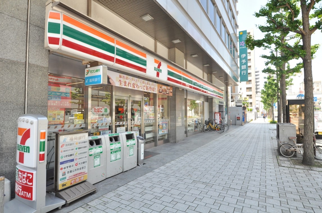コンビニ　セブンイレブン 平和通り（コンビニ）まで156m