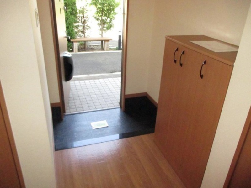 玄関　図面と現状に相違がある場合には現状を優先