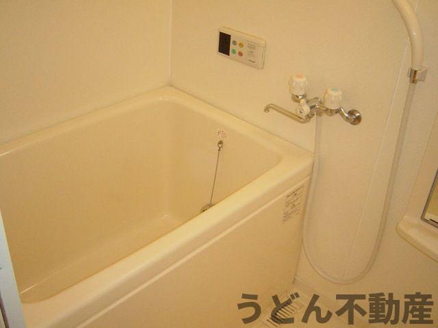 バス・シャワールーム　うどん県のお部屋探しはうどん不動産へ うどんちゃんとLINE