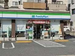 コンビニ　ファミリーマート幕張本郷一丁目店（コンビニ）まで569m
