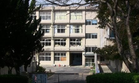 中学校　大津市立田上中学校（中学校）まで4421m