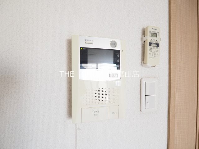 セキュリティ　TVモニター付インターフォン。