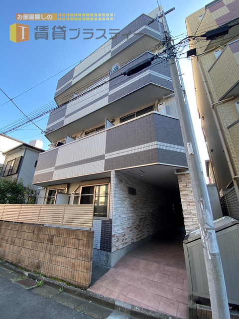 建物外観　低層マンションでの新生活。