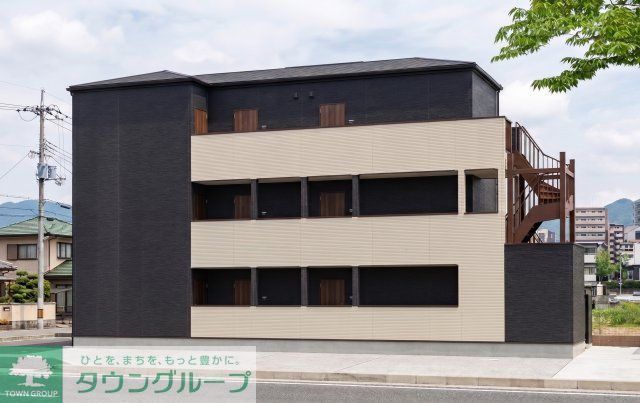 建物外観　※パース