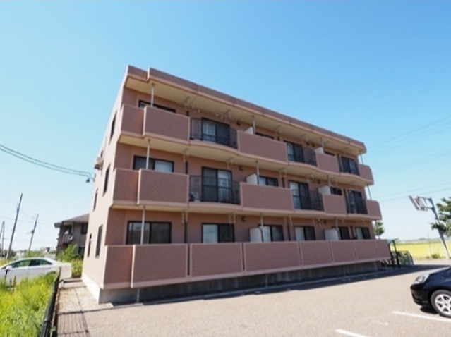 建物外観　新潟国際情報大学まで徒歩9分！