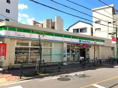 コンビニ　ファミリーマート高砂五丁目店（コンビニ）まで1630m